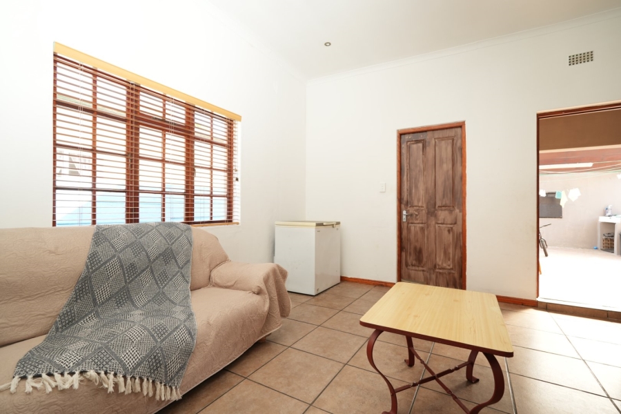 4 Bedroom Property for Sale in Wynberg Western Cape